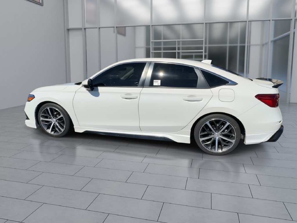 Used 2024 Honda Civic Touring image 5