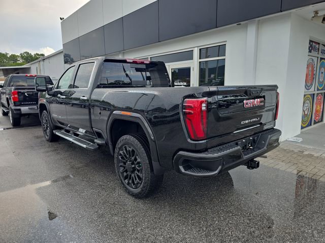 New 2025 GMC Sierra 2500 Denali w/ Denali Reserve Package AWD/4WD image 4