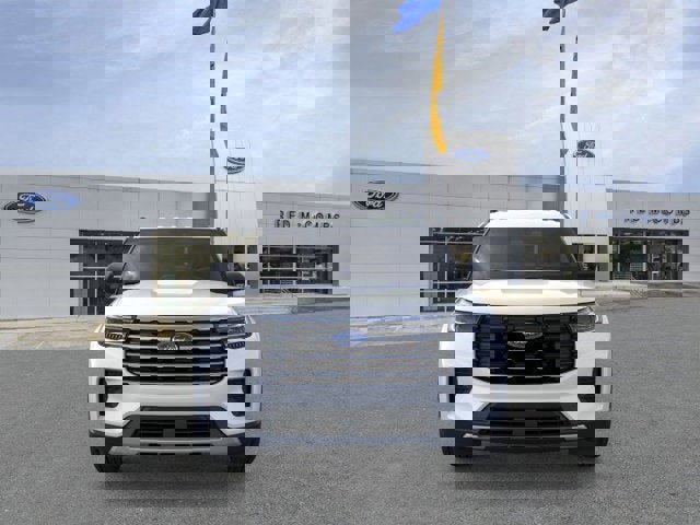 New 2025 Ford Explorer Active image 2