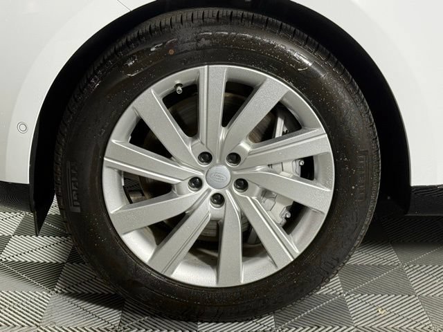 Used 2025 Land Rover Range Rover SE AWD/4WD image 12