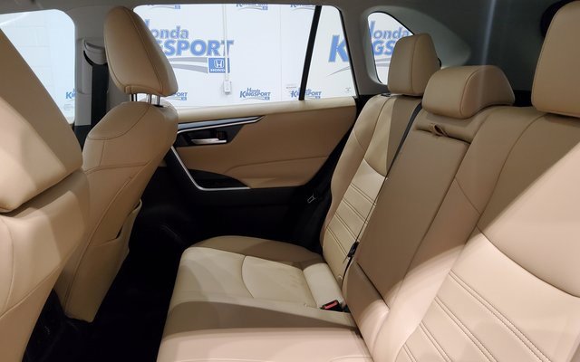 Used 2025 Toyota RAV4 XLE Premium image 19