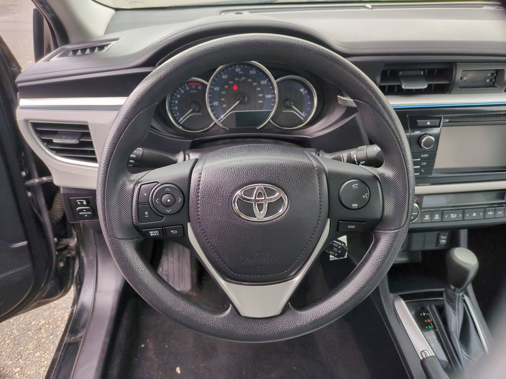 Used 2016 Toyota Corolla LE image 11