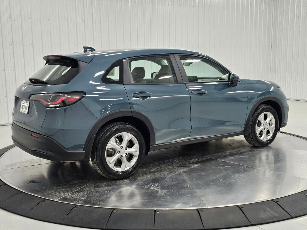 Certified 2025 Honda HR-V LX image 5