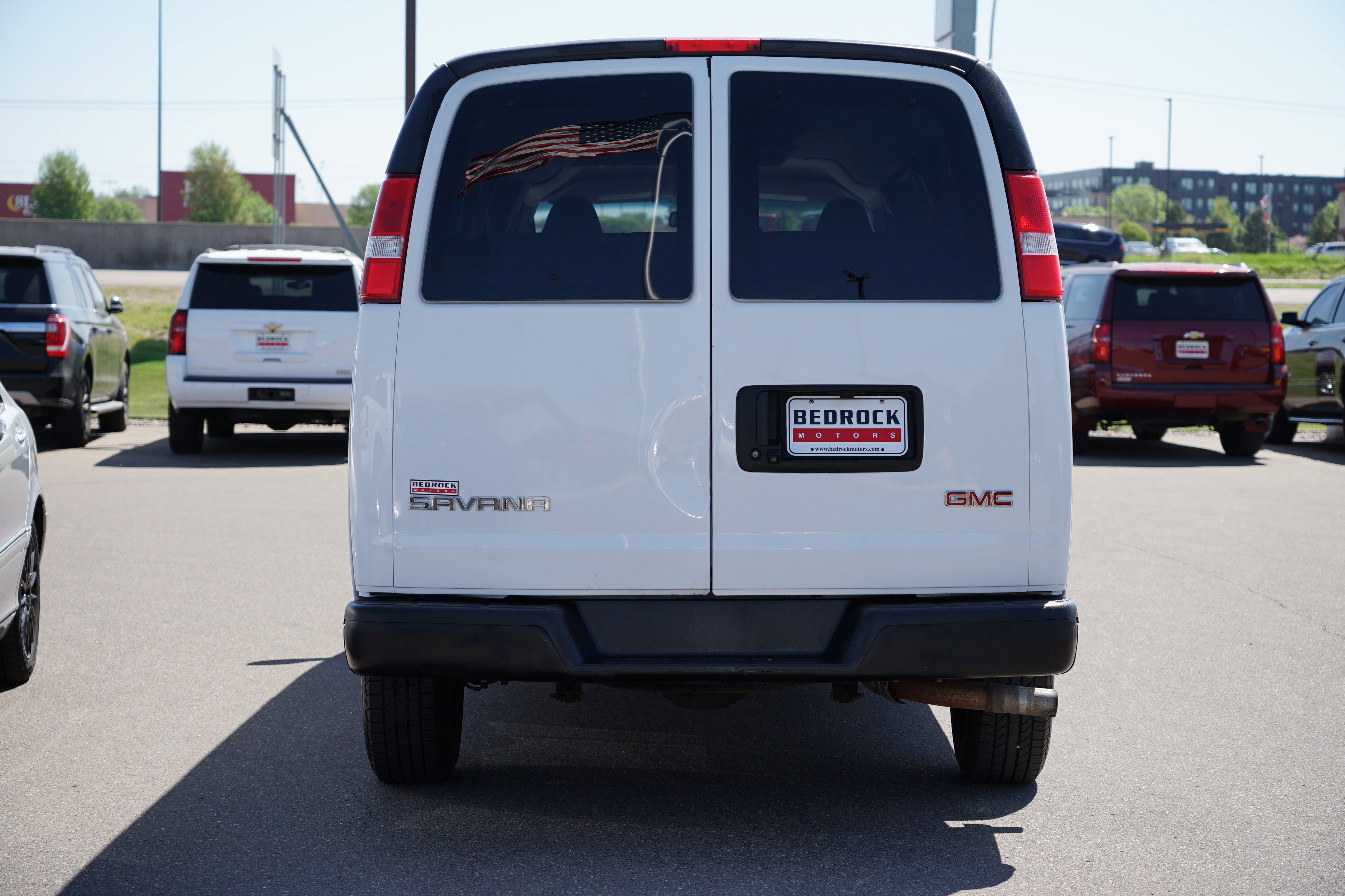 Used 2020 GMC Savana 3500 LS image 4