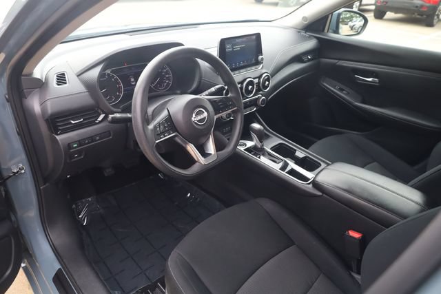 Used 2024 Nissan Sentra SV FWD image 10