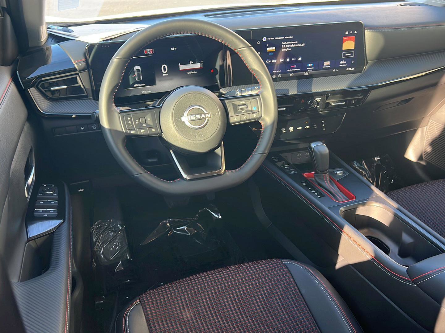 Used 2026 Nissan Kicks SR image 18