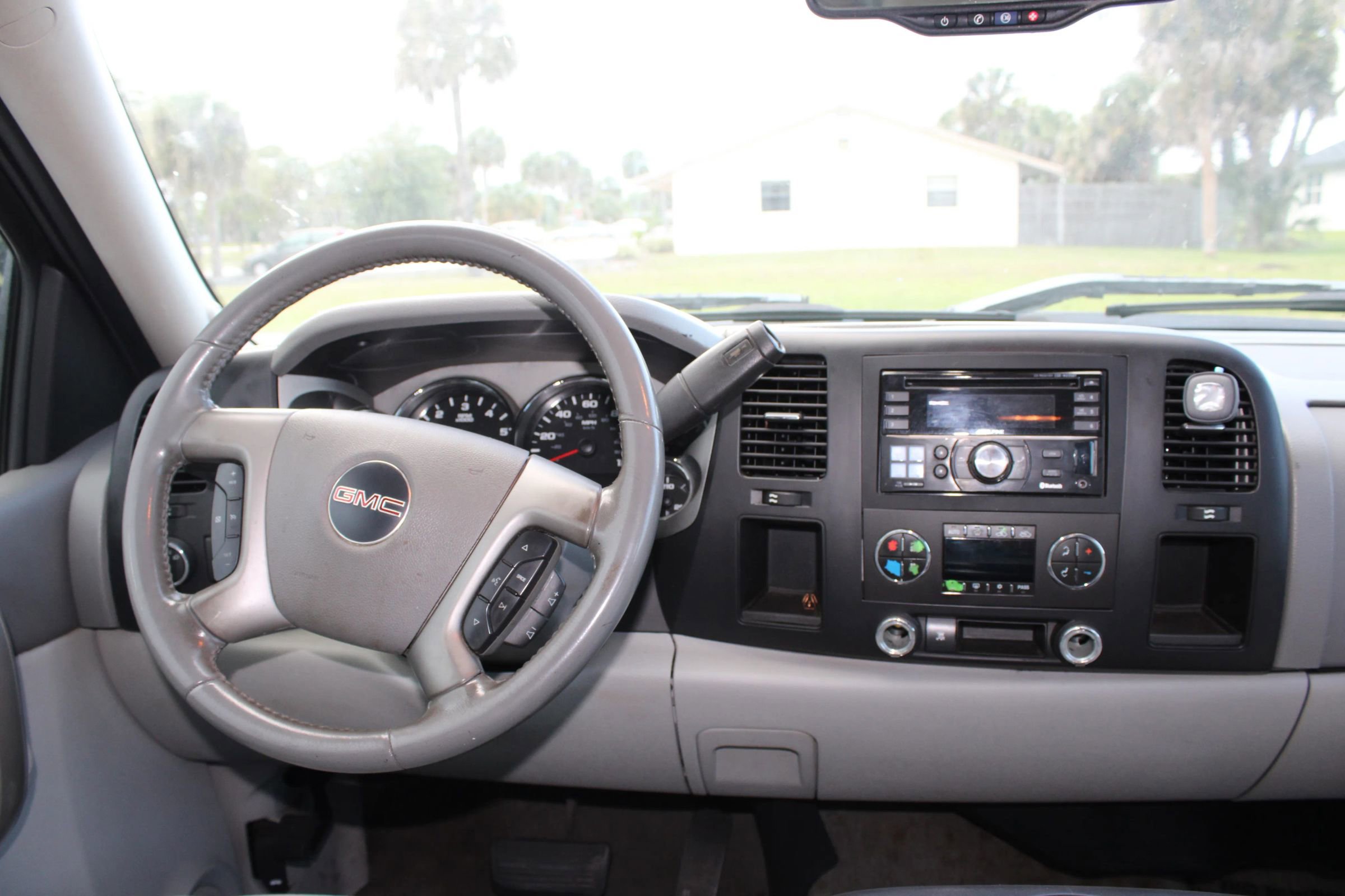 Used 2007 GMC Sierra 1500 SLE w/ SLE1 Preferred Package RWD image 8