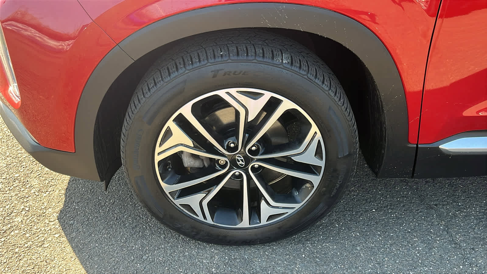 Used 2019 Hyundai Santa Fe AWD image 8