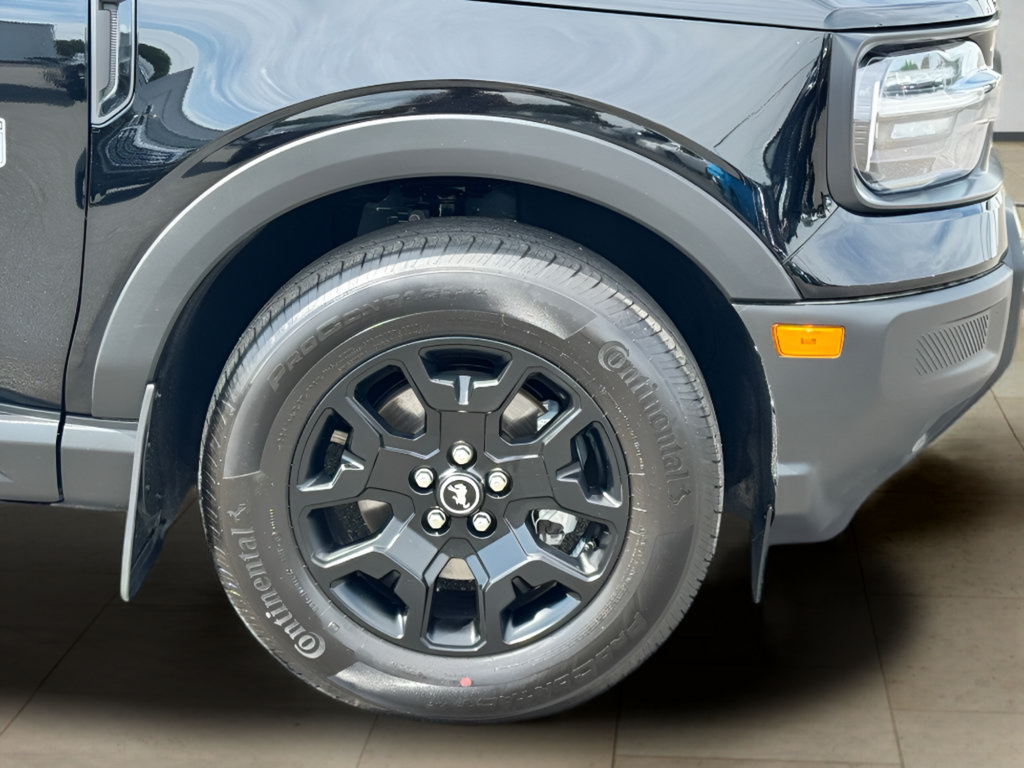 Used 2025 Ford Bronco Sport Big Bend w/ Black Appearance Package AWD/4WD image 39