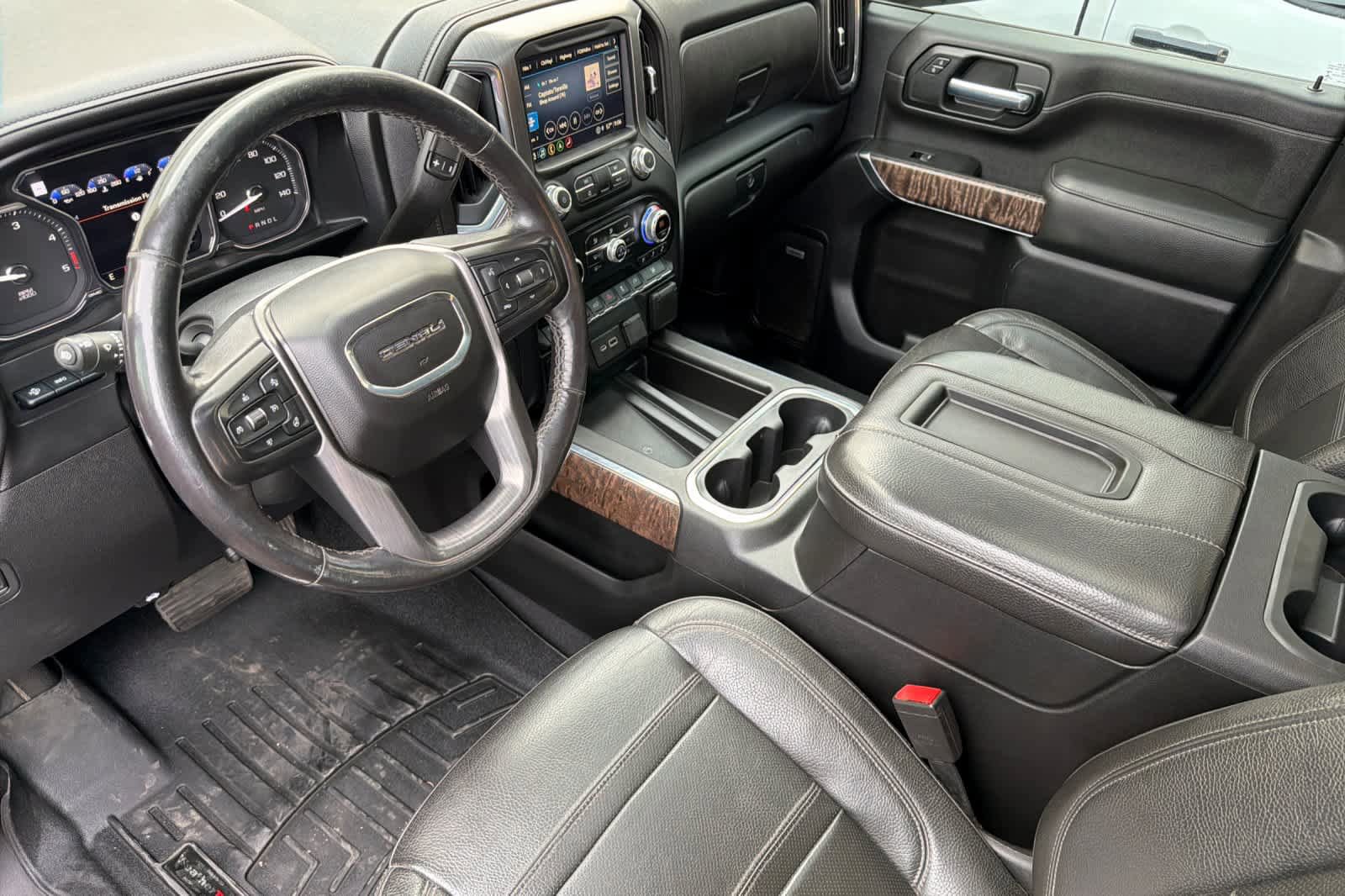 Used 2021 GMC Sierra 3500 Denali w/ Denali Ultimate Package AWD/4WD image 13