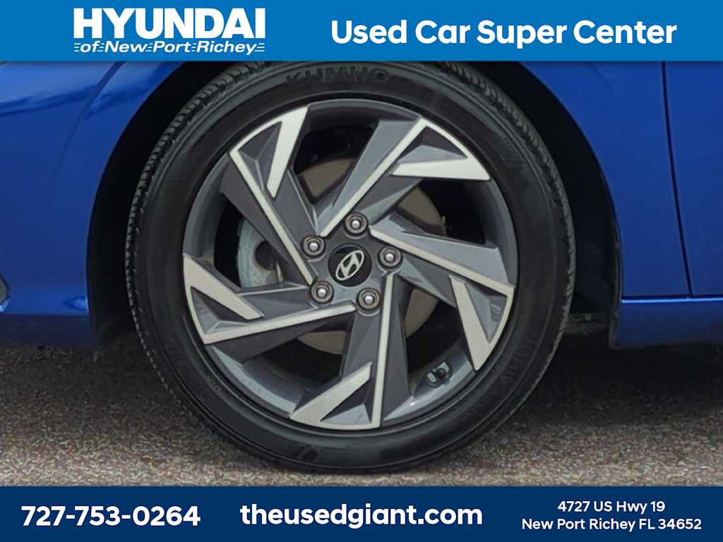 Used 2025 Hyundai Elantra Sport FWD image 10