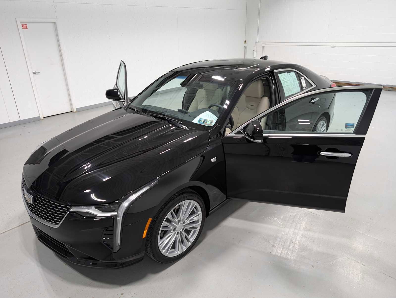 Certified 2023 Cadillac CT4 Premium Luxury image 16