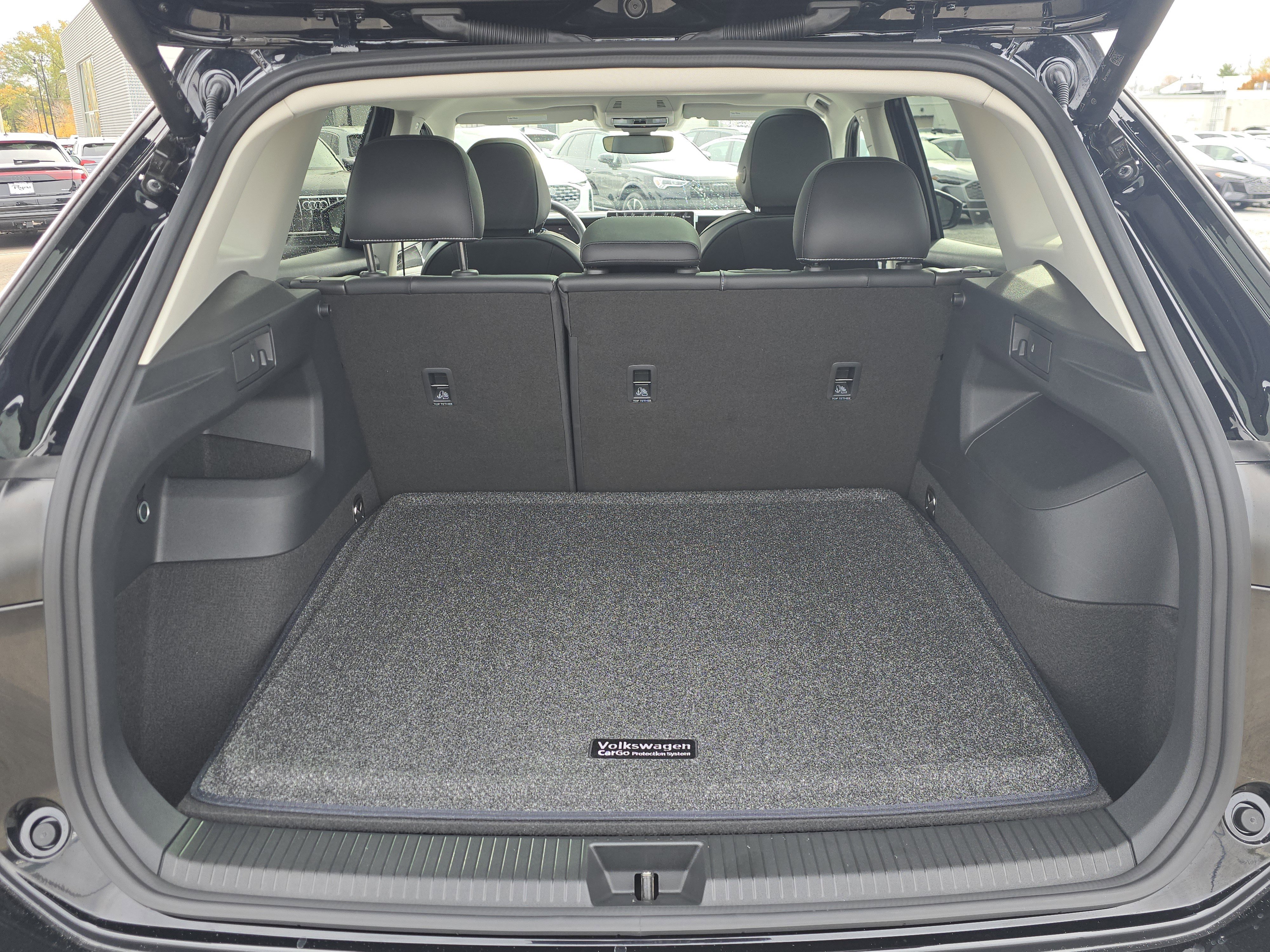 New 2026 Volkswagen Tiguan SE image 15