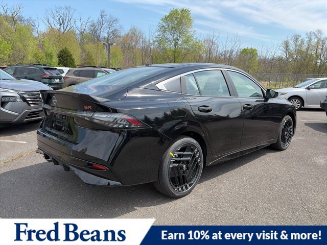 New 2026 Nissan Sentra SR w/ Floor Mat Package FWD image 9