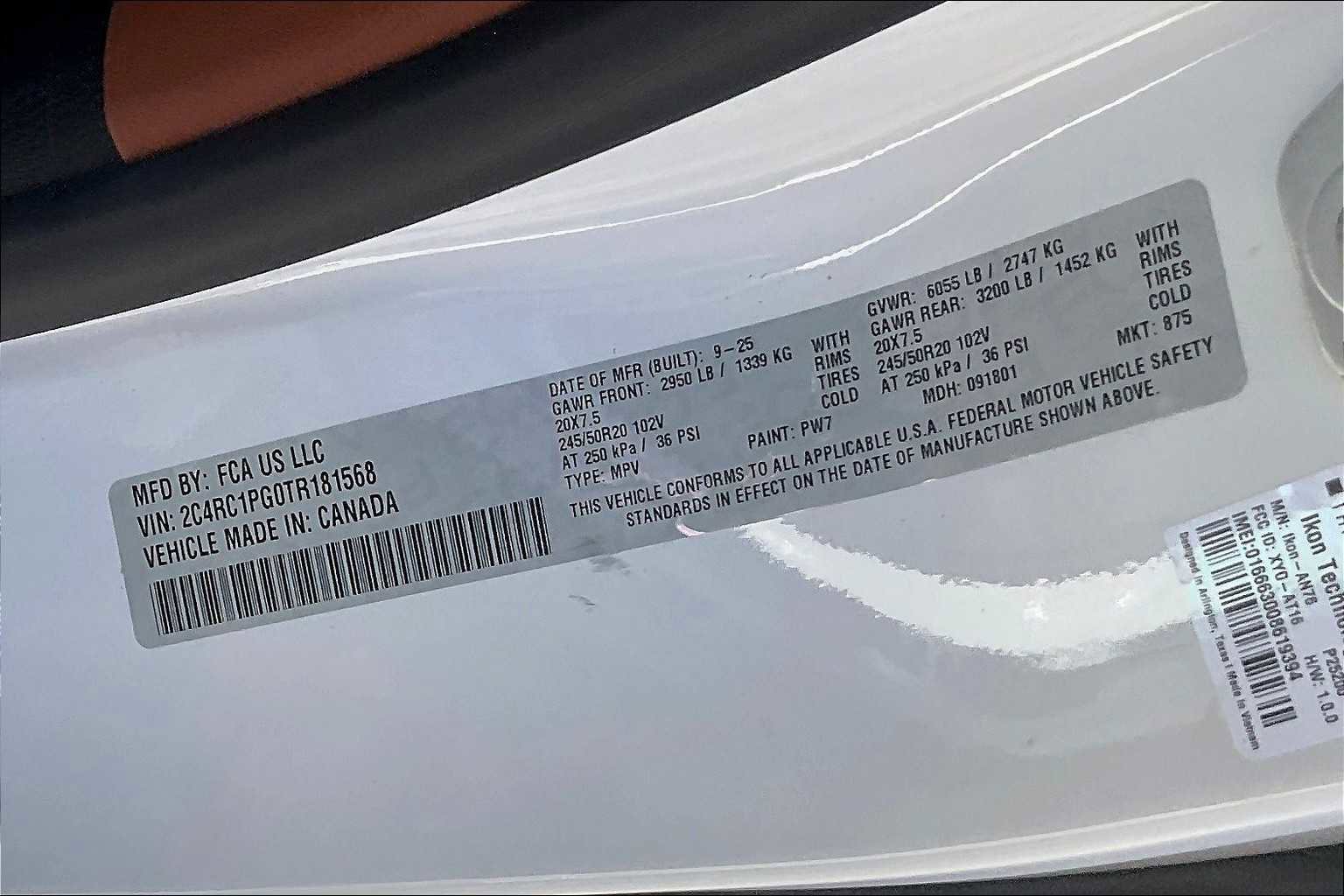 New 2026 Chrysler Pacifica Pinnacle image 20