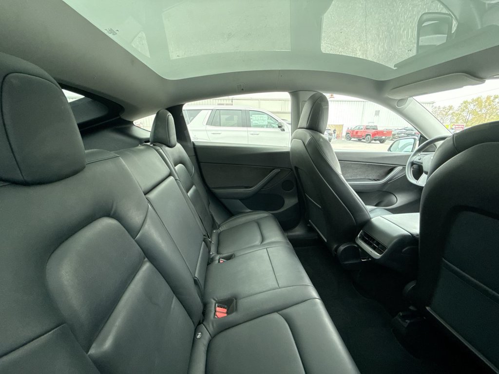 Used 2020 Tesla Model Y Long Range AWD/4WD image 11