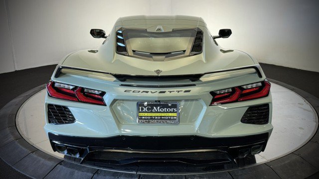 Used 2024 Chevrolet Corvette Stingray Premium Cpe w/ Z51 Performance Package RWD image 27