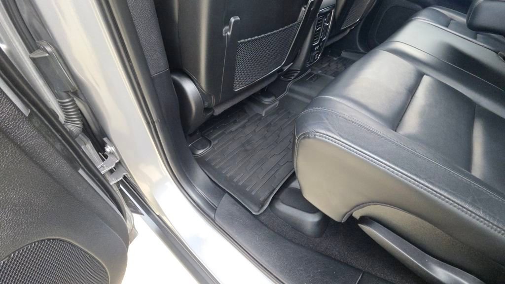 Used 2021 Jeep Grand Cherokee Limited image 19