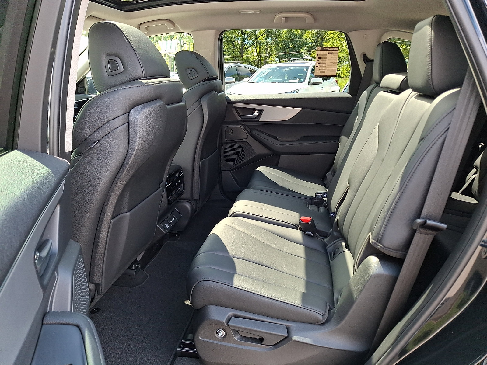 Certified 2026 Acura MDX SH-AWD image 10