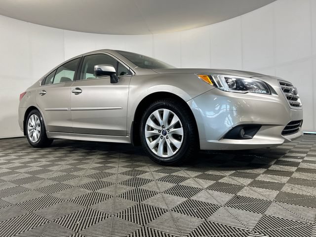 Used 2016 Subaru Legacy 2.5i Premium AWD/4WD image 1