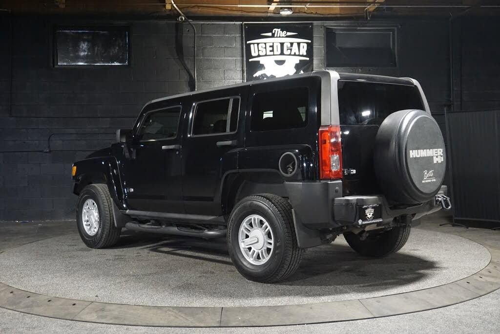 Used 2009 HUMMER H3 Luxury AWD/4WD image 3