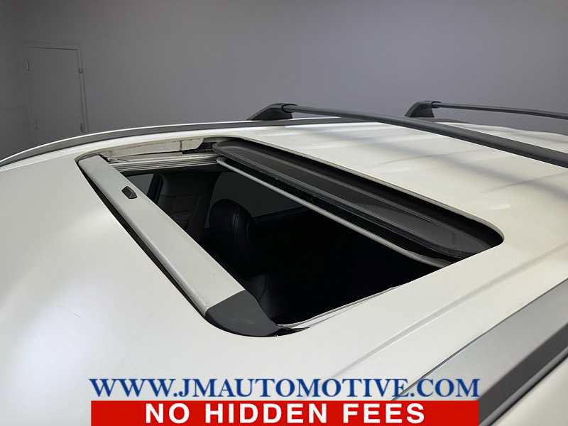 Used 2021 Toyota Highlander Limited AWD/4WD image 11