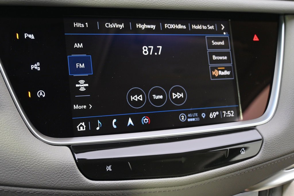 New 2025 Cadillac XT5 Premium Luxury w/ Technology Package image 27