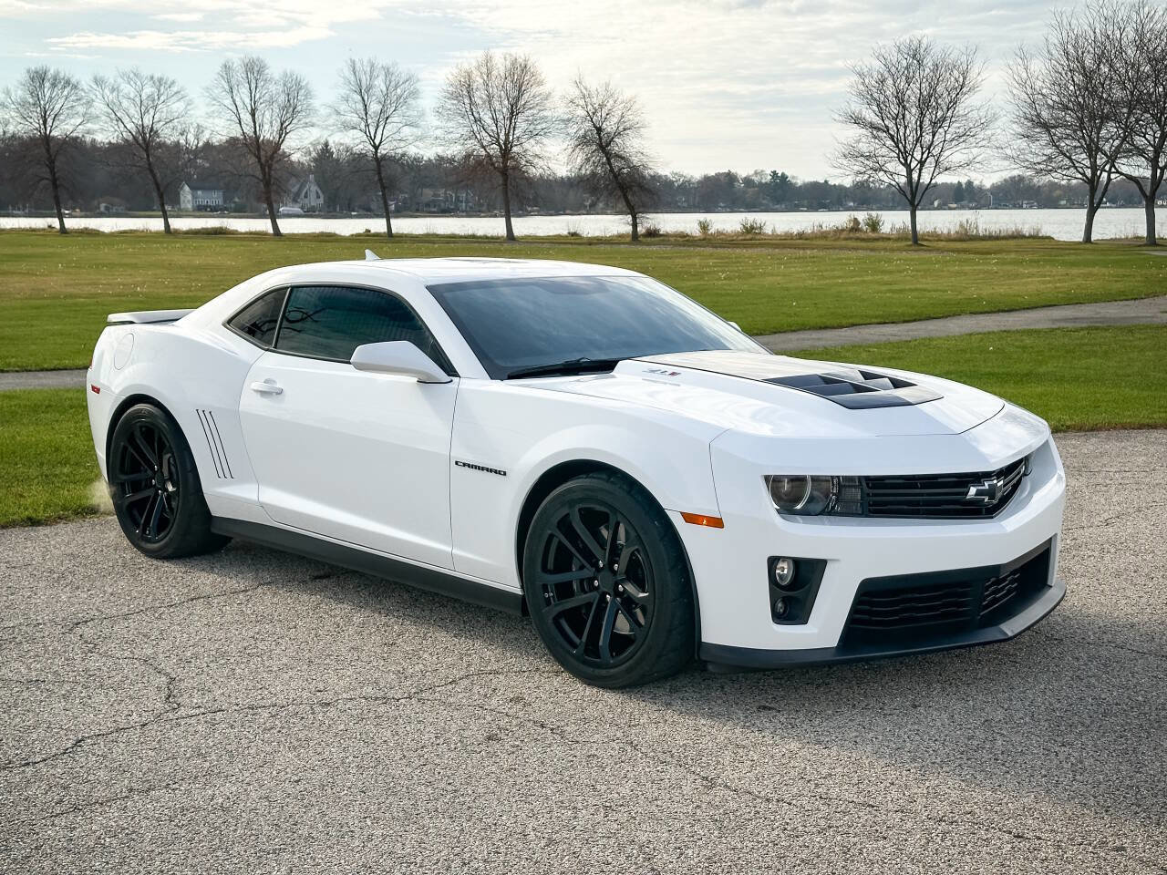 Used 2014 Chevrolet Camaro ZL1 image 16