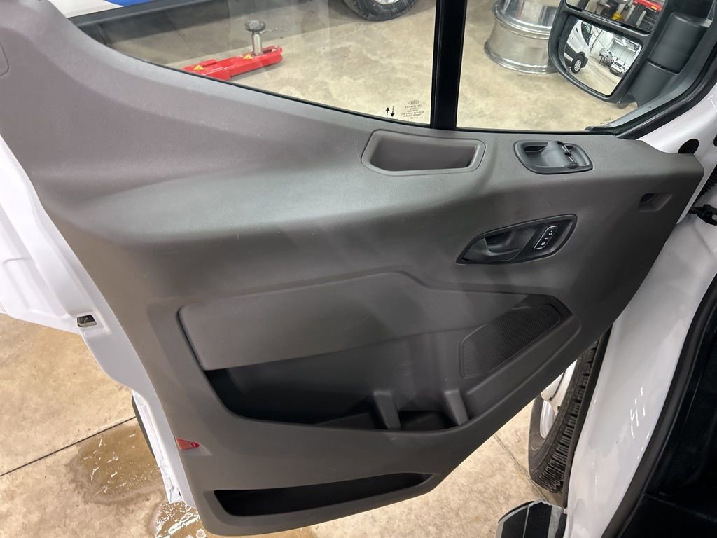 Certified 2024 Ford Transit 250 Low Roof AWD w/ Exterior Upgrade Package image 14
