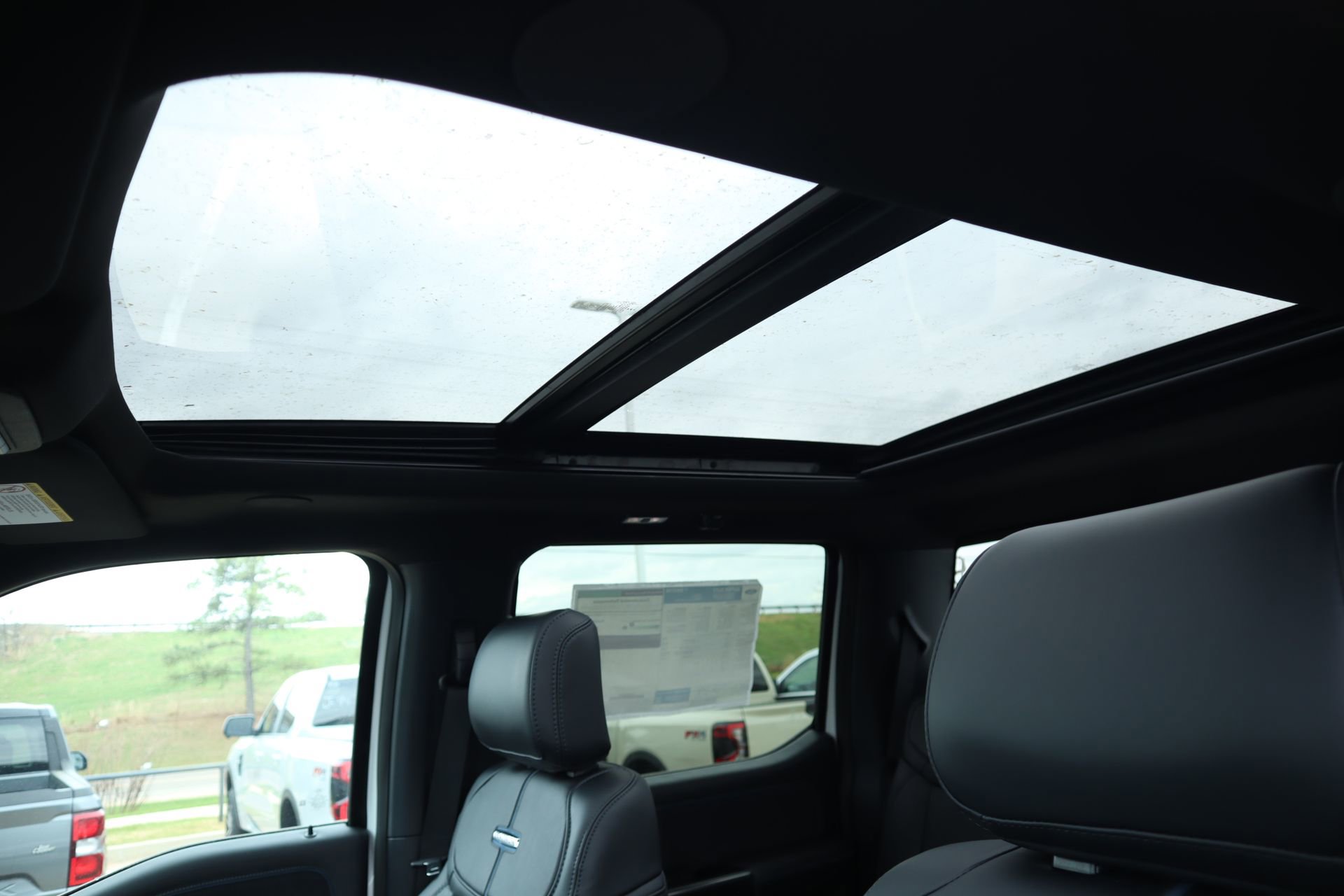 New 2026 Ford F250 Platinum w/ Tremor Off-Road Package image 10