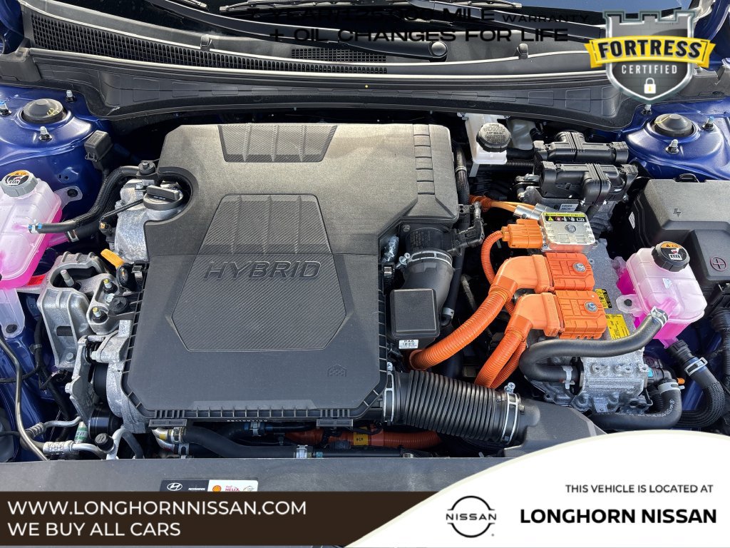 Used 2025 Hyundai Elantra Limited FWD image 29