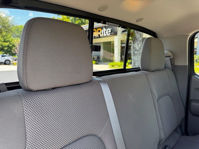 Used 2020 Nissan Frontier SV w/ Midnight Edition Floor Mats RWD image 15