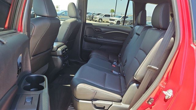 Used 2024 Honda Passport Black Edition image 25