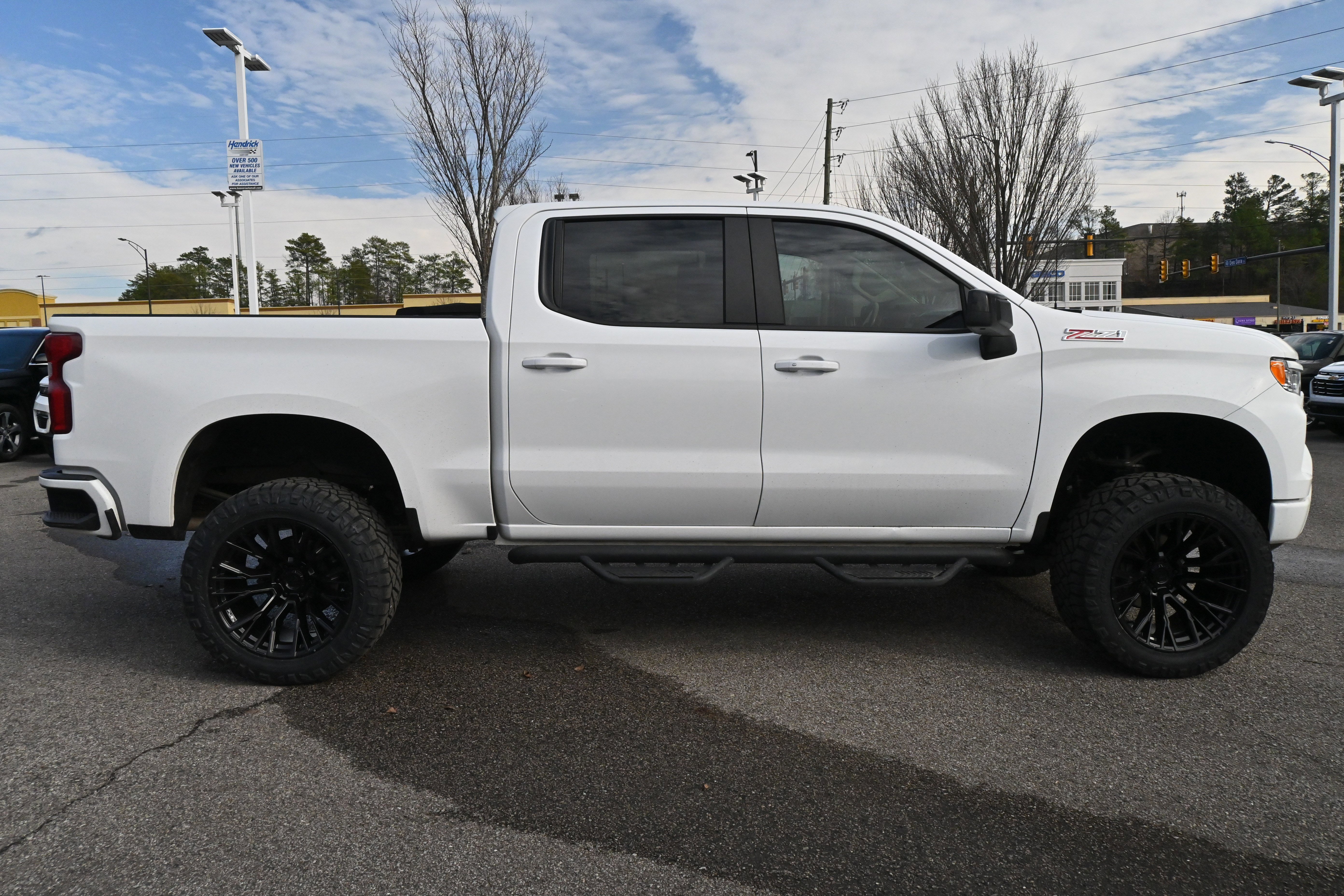 Used 2022 Chevrolet Silverado 1500 RST image 16