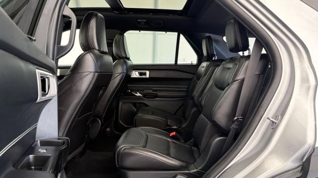Used 2023 Ford Explorer ST AWD/4WD image 20
