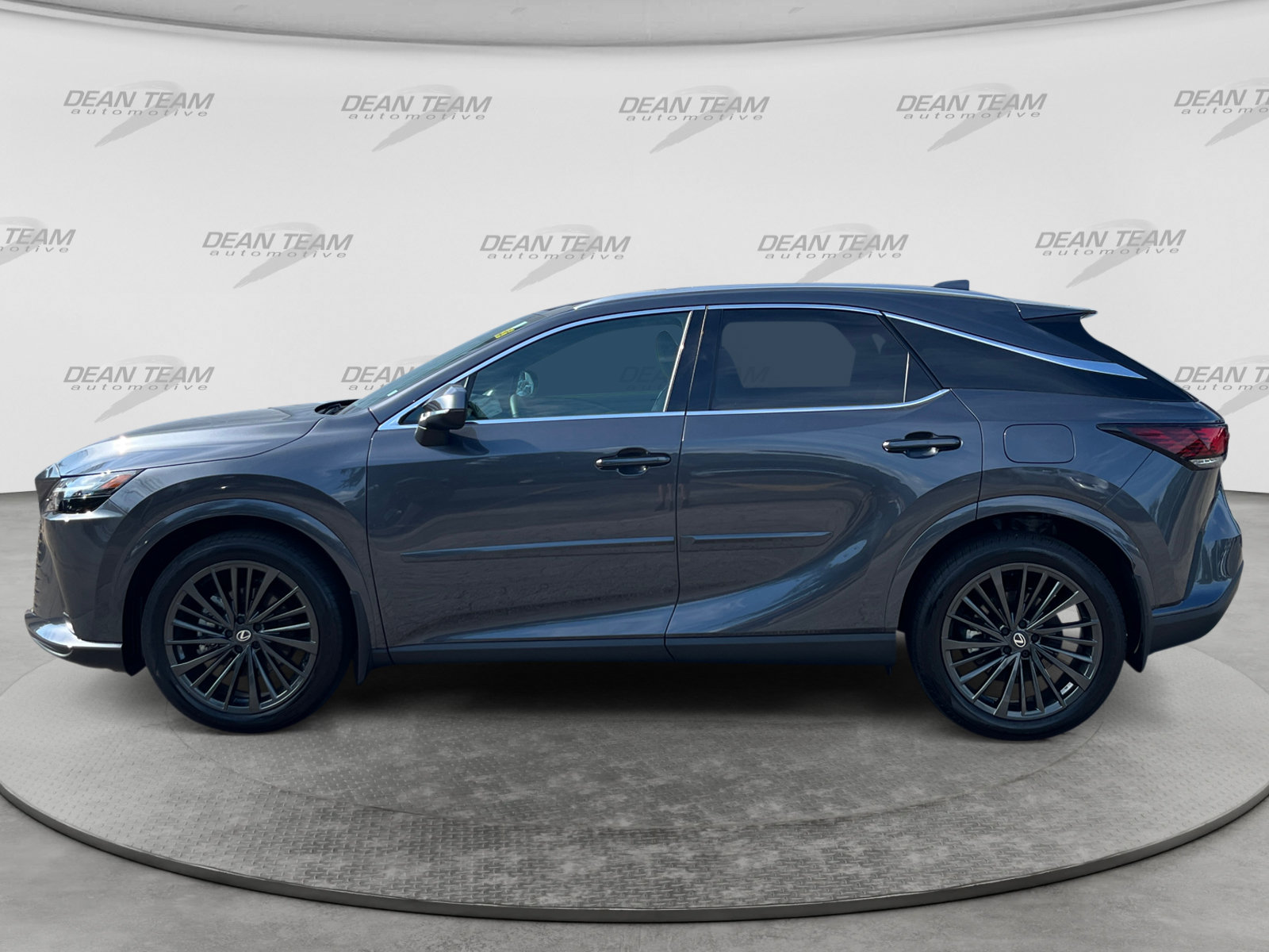 Used 2026 Lexus RX 350h w/ Accessory Package (P2) AWD/4WD image 4