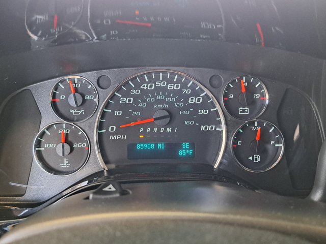 Used 2015 Chevrolet Express 2500 RWD image 9