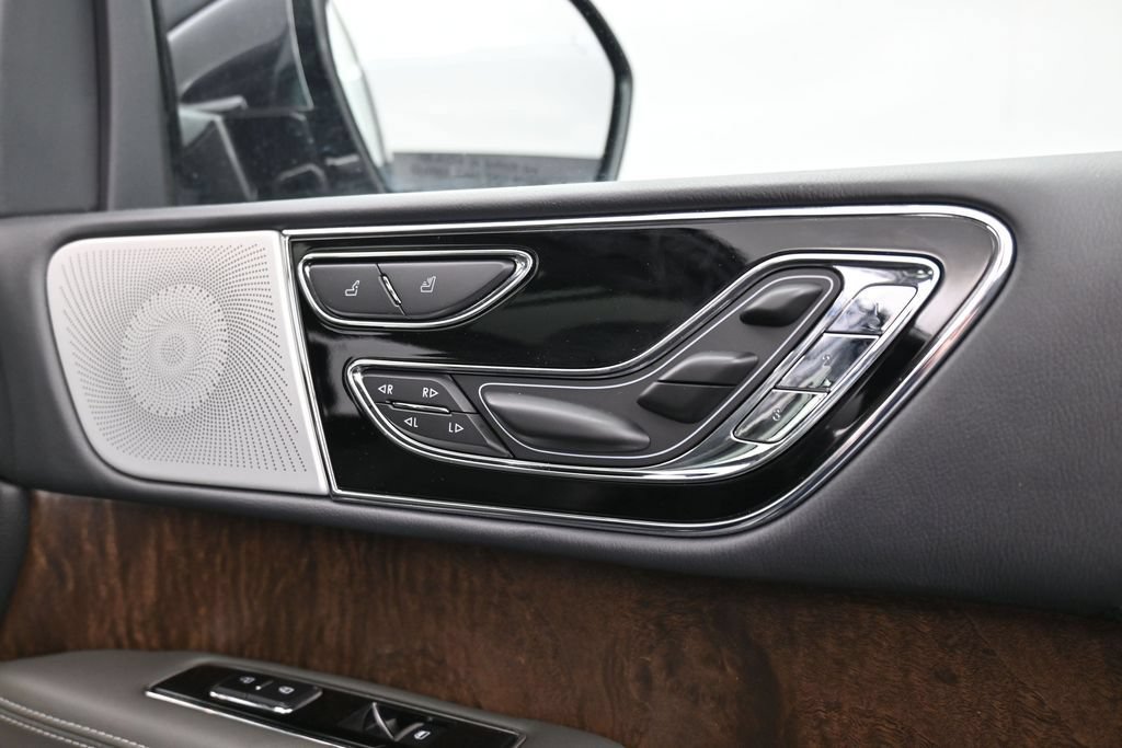 Used 2023 Lincoln Navigator Black Label AWD/4WD image 44