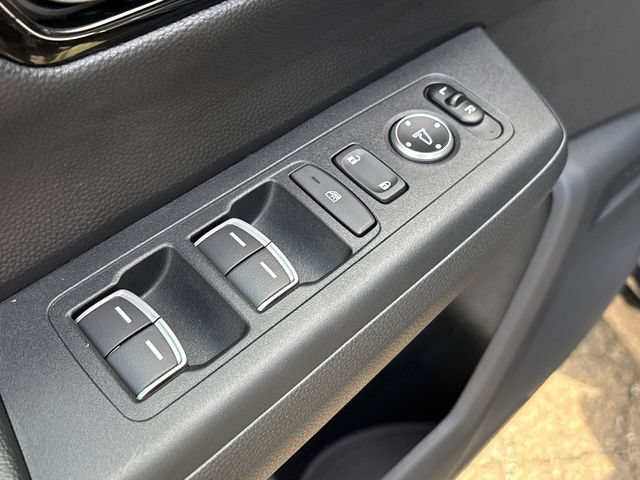 Used 2023 Honda CR-V EX-L image 10