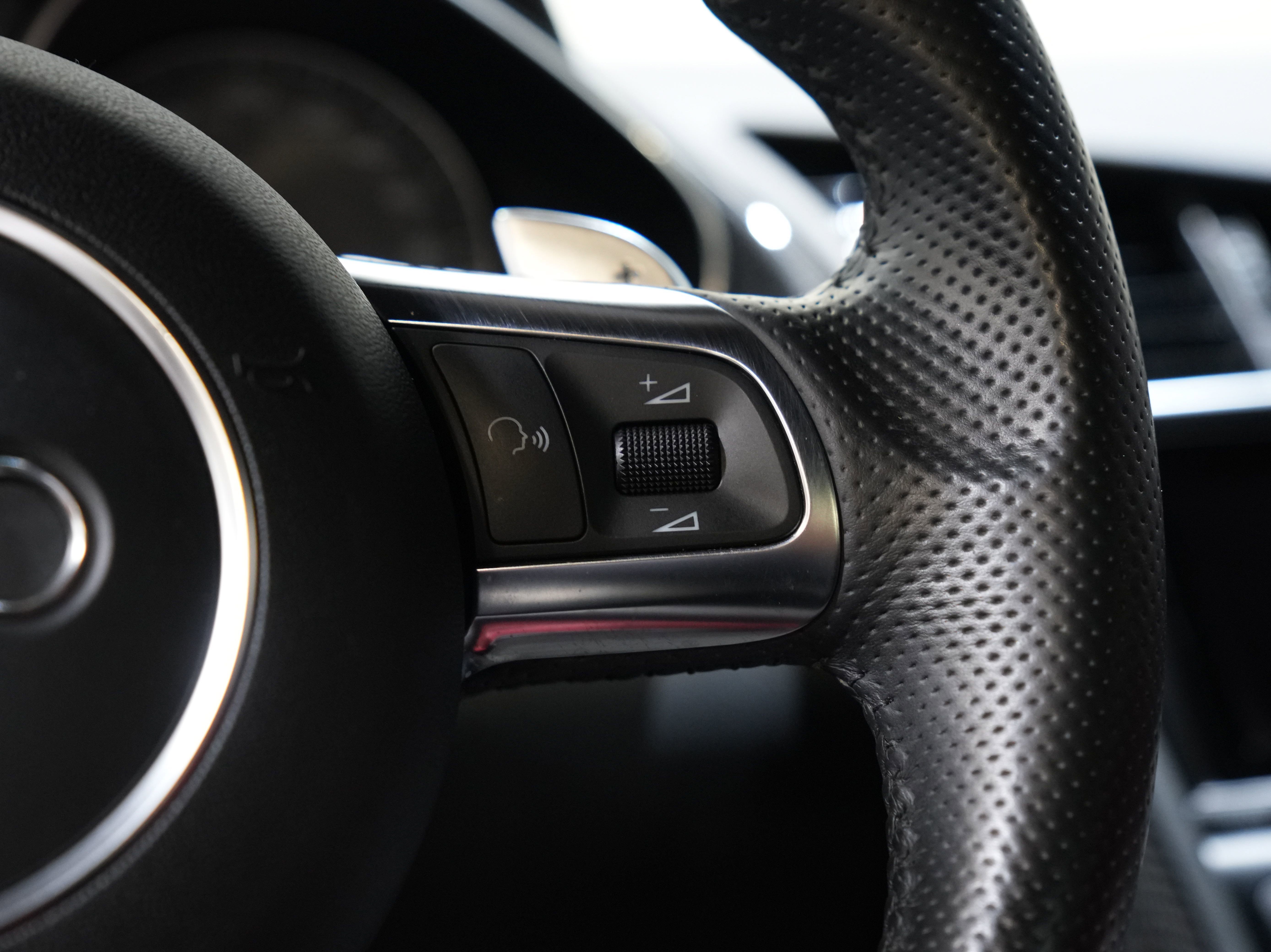 Used 2014 Audi R8 V8 image 34