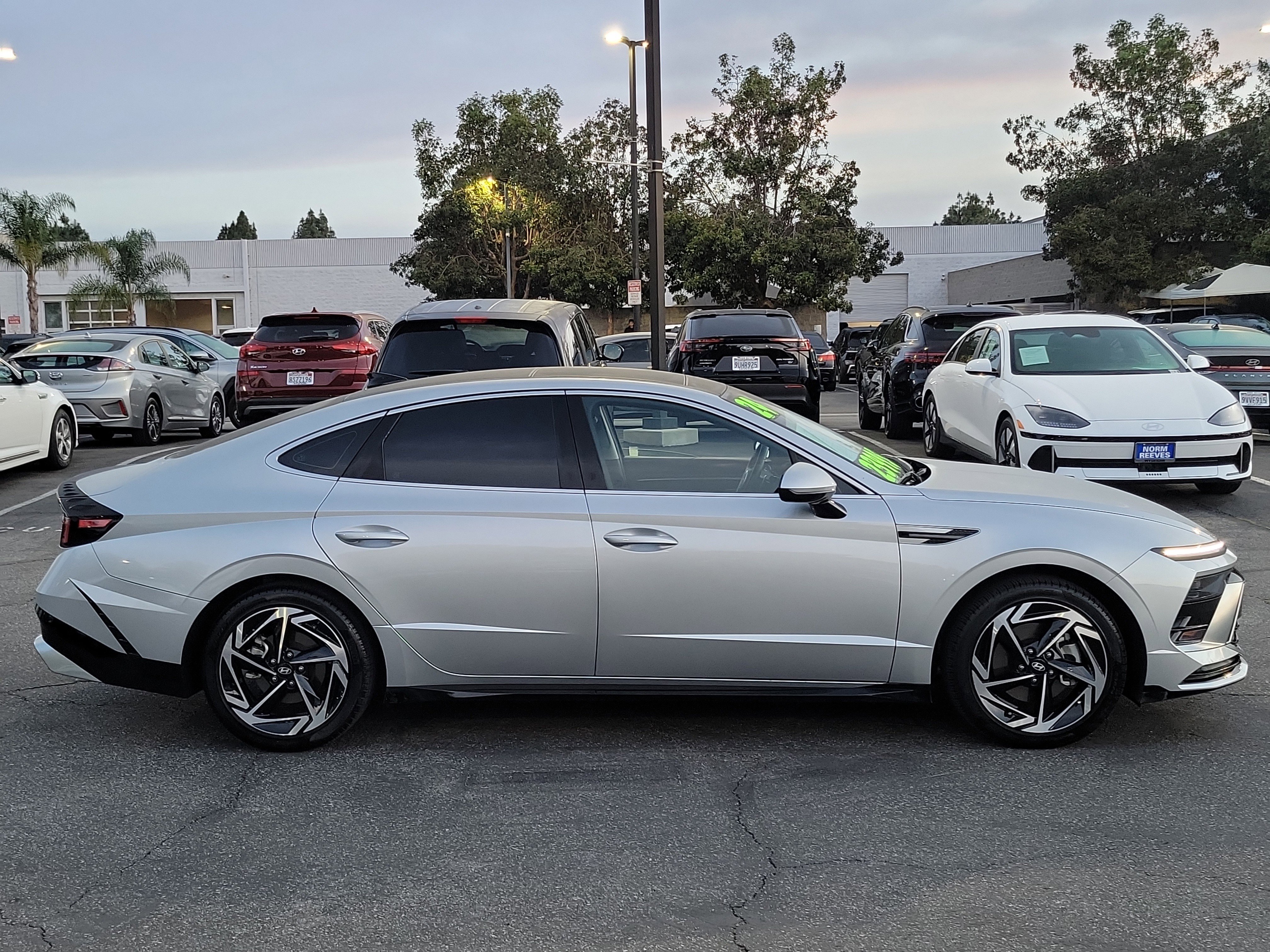 Certified 2024 Hyundai Sonata SEL w/ Convenience Package image 5