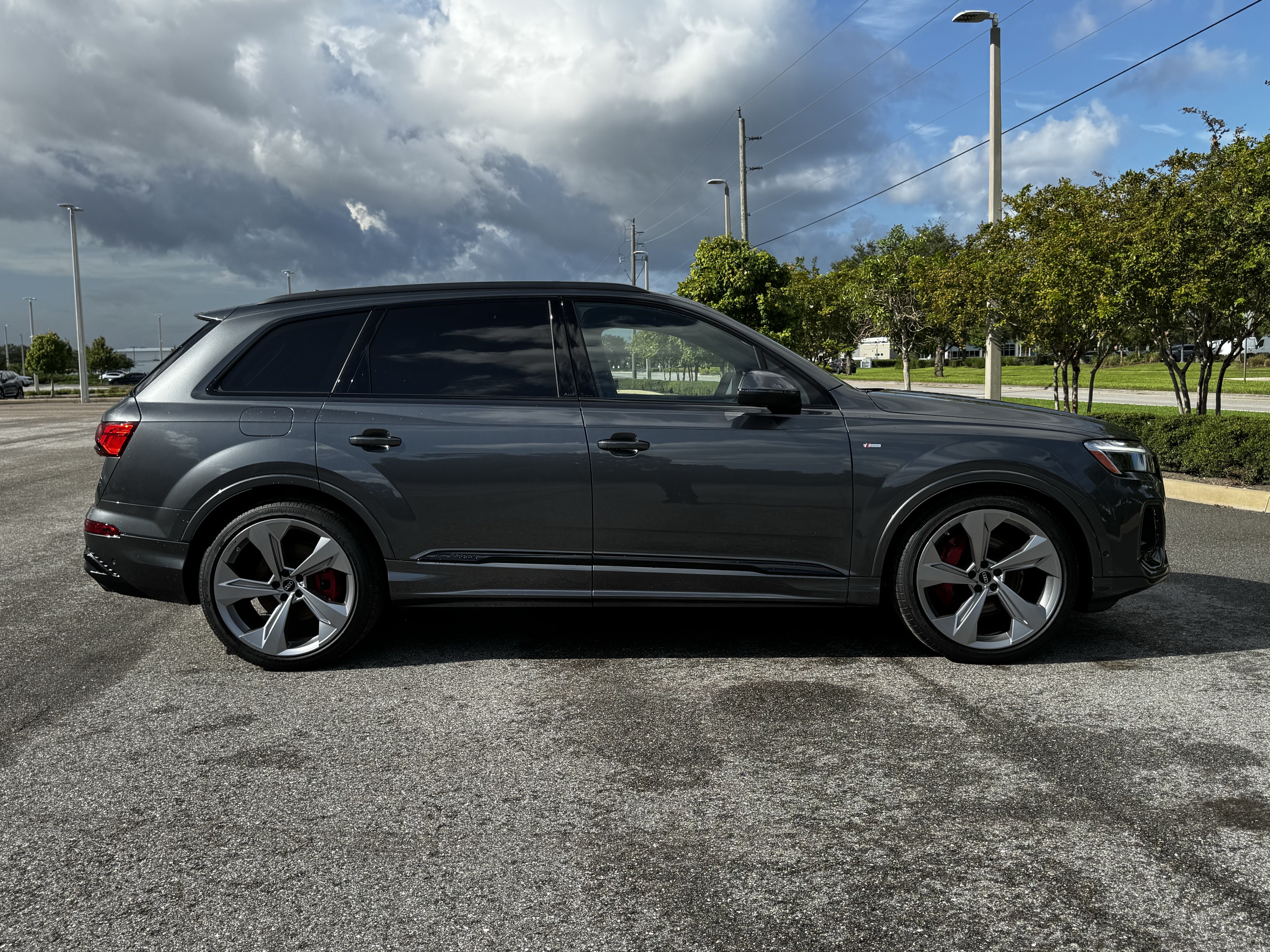New 2026 Audi Q7 3.0T Prestige AWD/4WD image 3