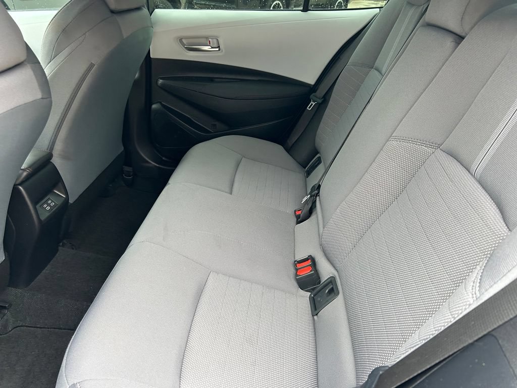 Used 2025 Toyota Corolla SE FWD image 15