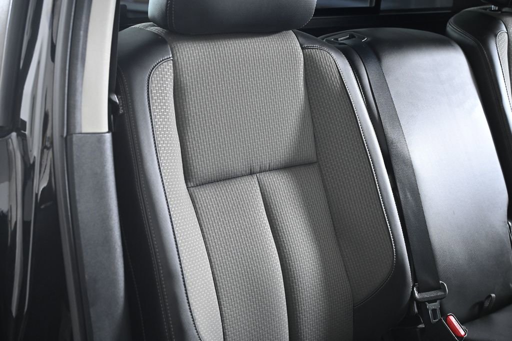 Used 2018 Nissan Titan S image 22