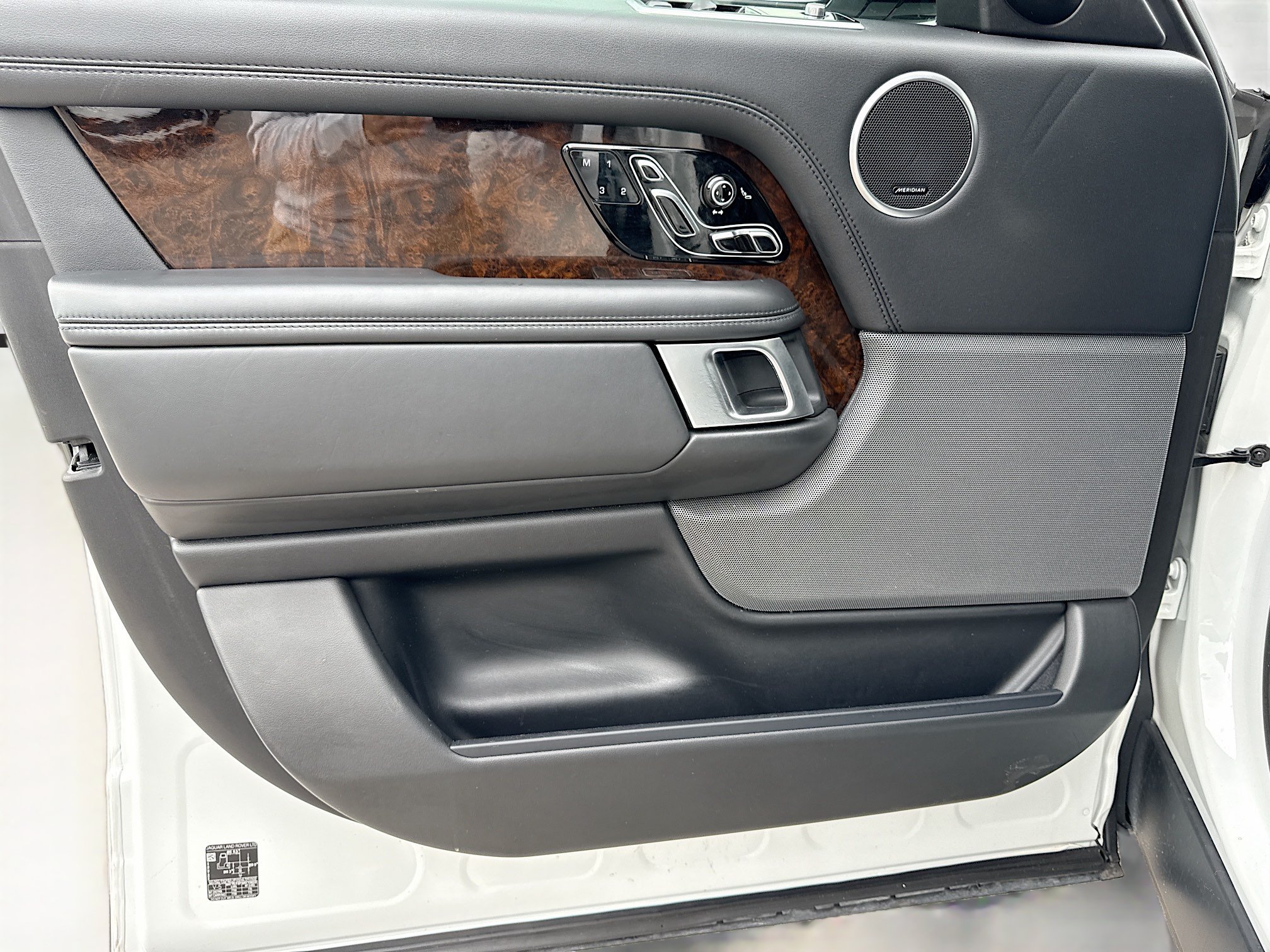 Used 2022 Land Rover Range Rover Westminster Edition AWD/4WD image 22