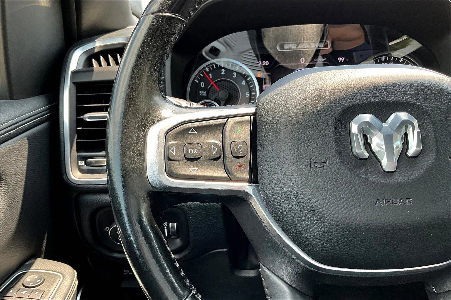 Used 2022 RAM 1500 Laramie w/ Sport Appearance Package image 10