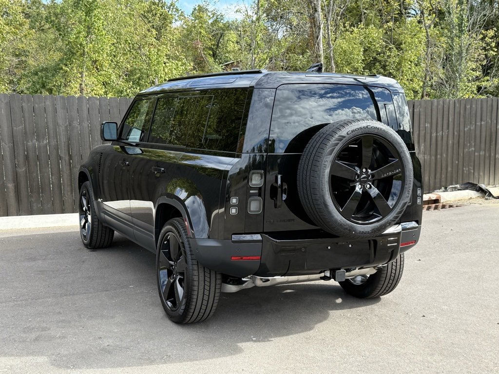 New 2026 Land Rover Defender 110 S image 3