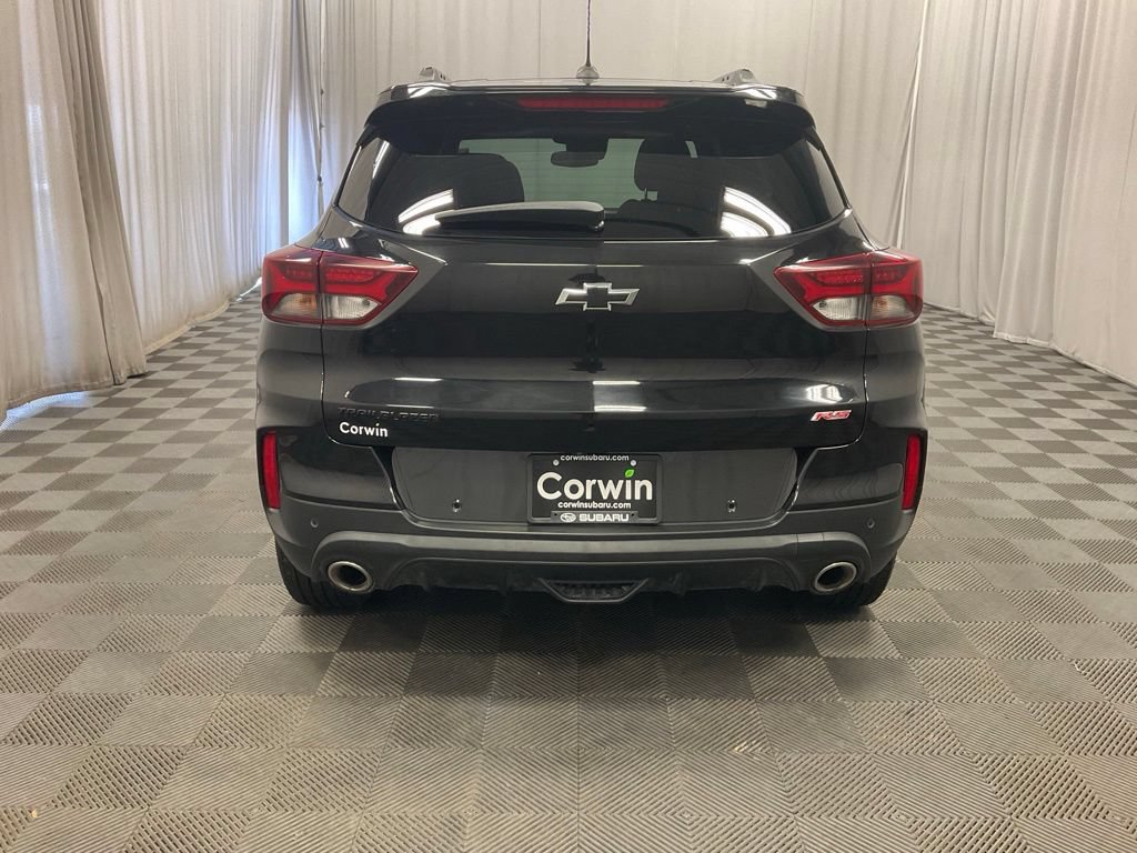 Used 2021 Chevrolet TrailBlazer RS w/ Sun and Liftgate Package FWD image 5