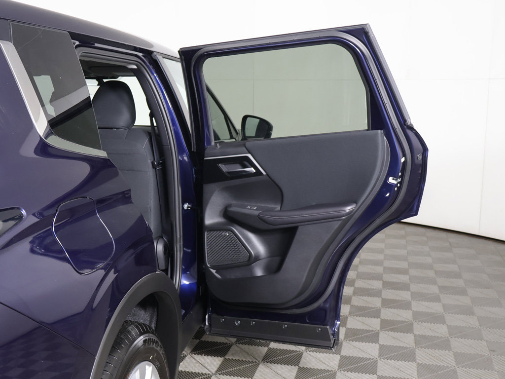 New 2026 Mitsubishi Outlander ES AWD/4WD image 23