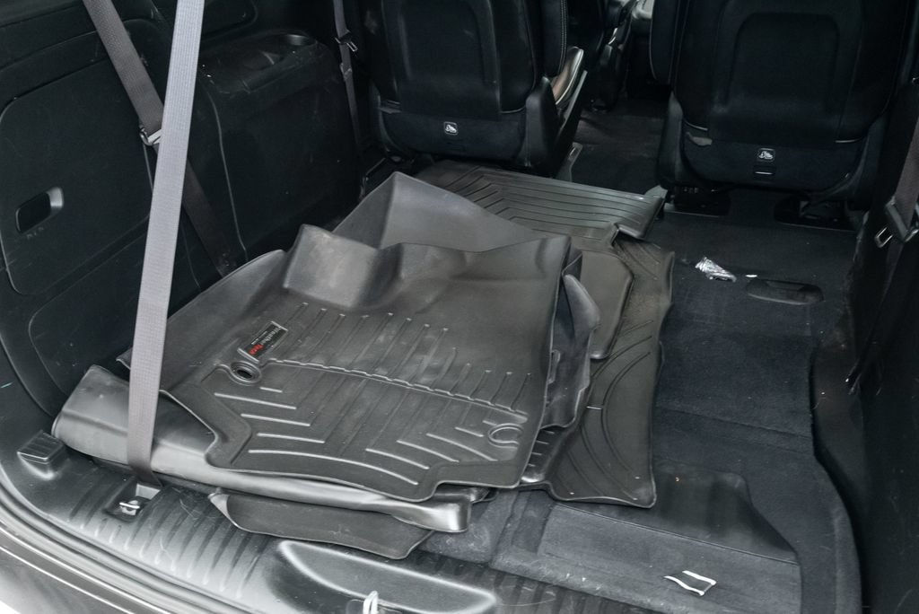 Used 2022 Chrysler Pacifica Limited w/ S Appearance Package FWD image 35